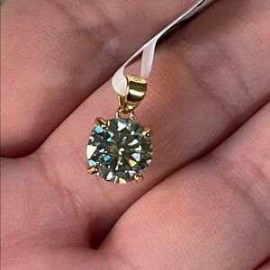 NWT Green Moissanite 8mm Pendant in 18kt Yellow Gold Plated 925 Sterling Silver
